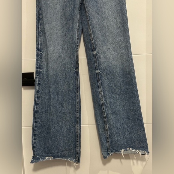 🌟Like New🌟 Zara: Wide Leg Distressed Women's Jeans- Size 0 - Picture 3 of 13